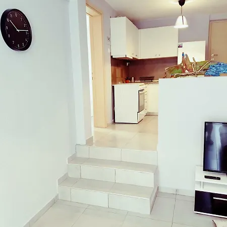 Apartment House Tenia