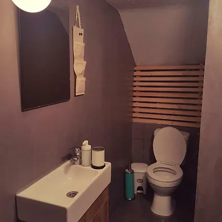 House Tenia Apartment *